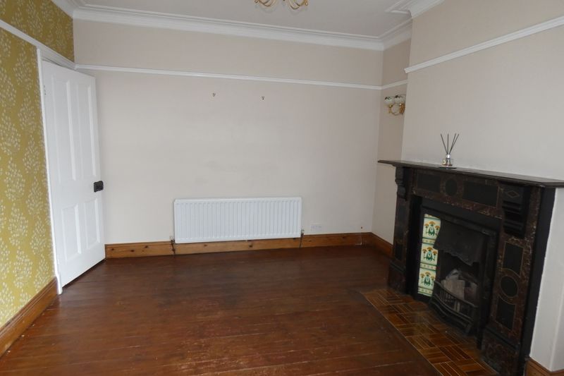 Lounge- click for photo gallery